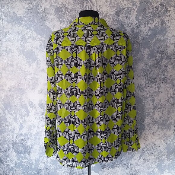 True By Vince Camuto Geometric Patterned Button-Up Shirt Size XL - Picture 2 of 10